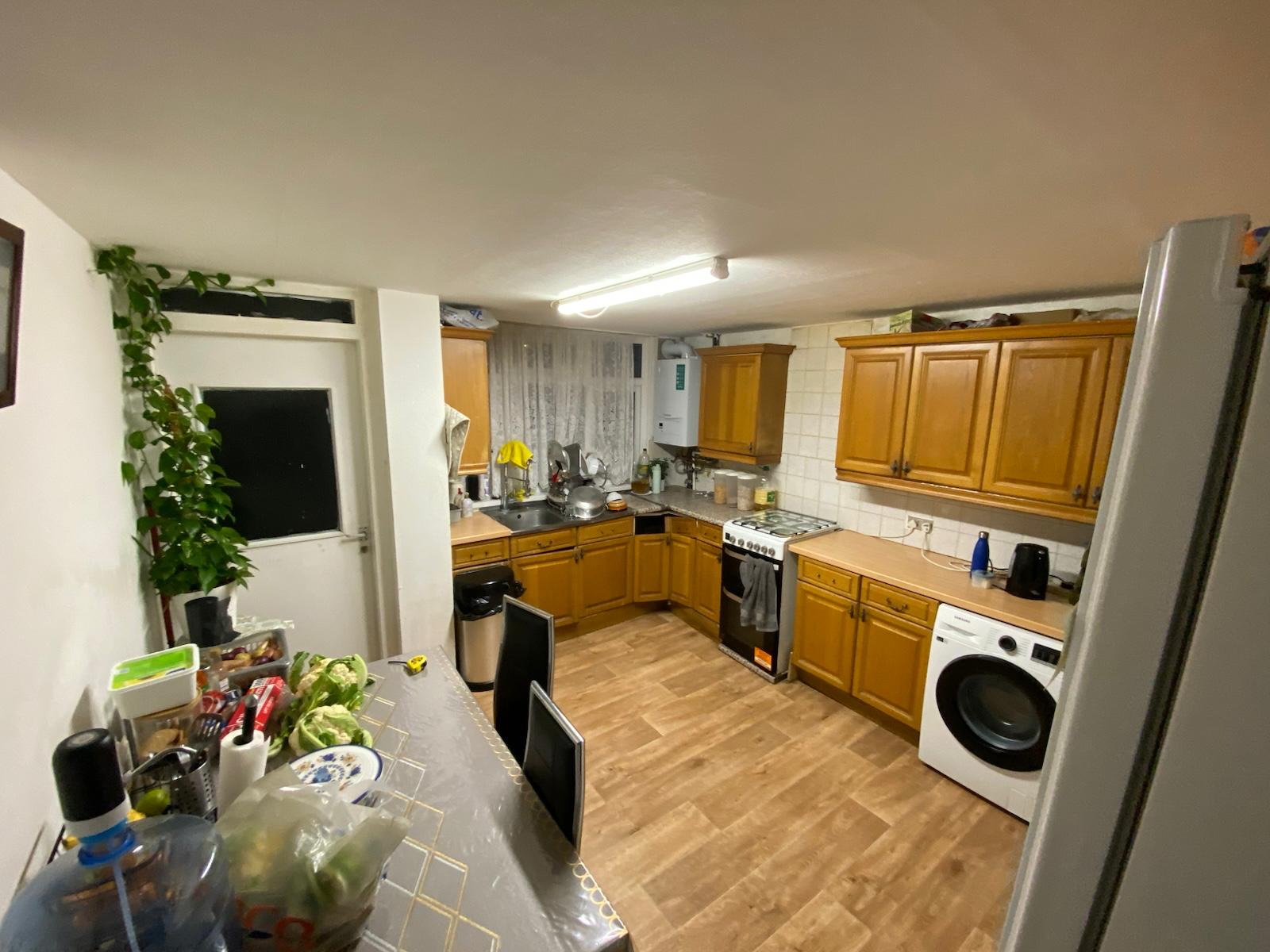 Kitchen before — original space